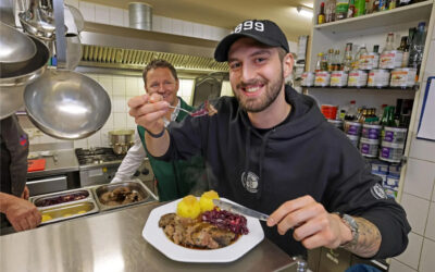 Eispiraten am Samstag zu Gast in Schönberg